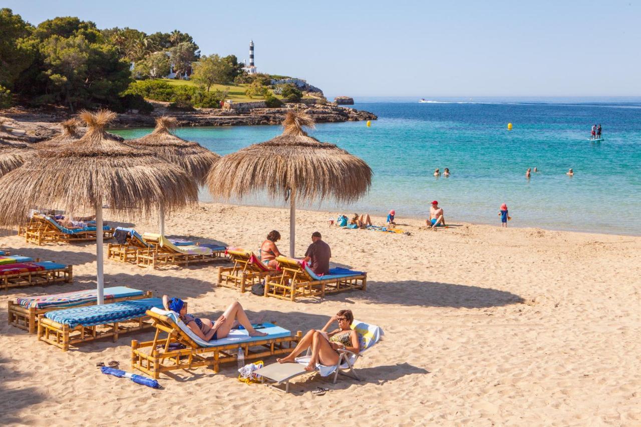 Spectacular Views Beside The Beach. Portocolom Apartment